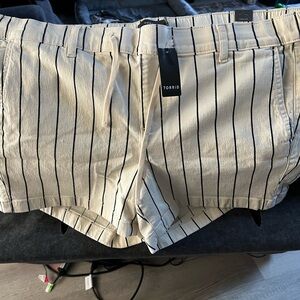 Torrid Women's Cream Striped Shorts